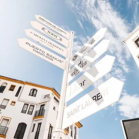 Apartamento Vacation I Sea Views, 24-7 Security, Parking, Walk To Everything In Luxurious Puerto Banus Marbella