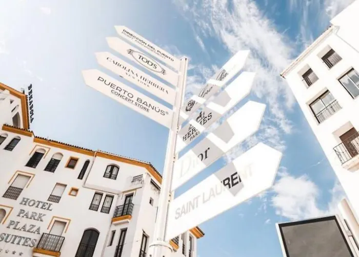 Apartment Vacation I Sea Views, 24-7 Security, Parking, Walk To Everything In Luxurious Puerto Banus Marbella