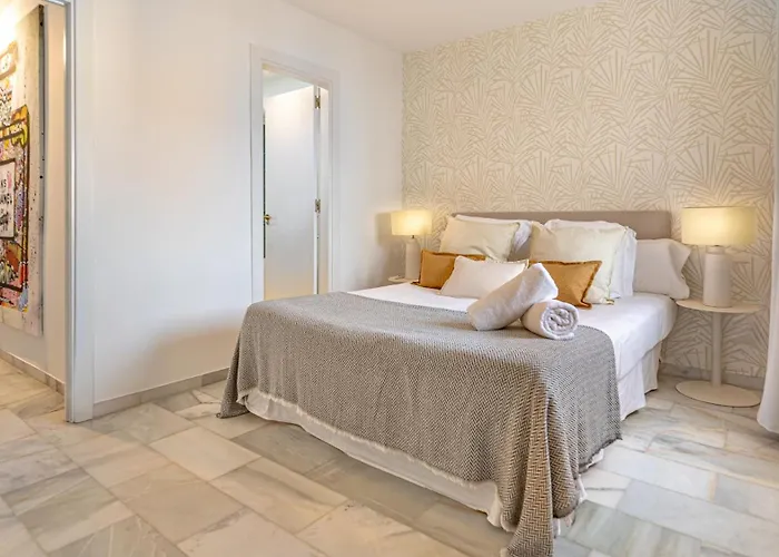 Vacation I Sea Views, 24-7 Security, Parking, Walk To Everything In Luxurious Puerto Banus Apartment Marbella