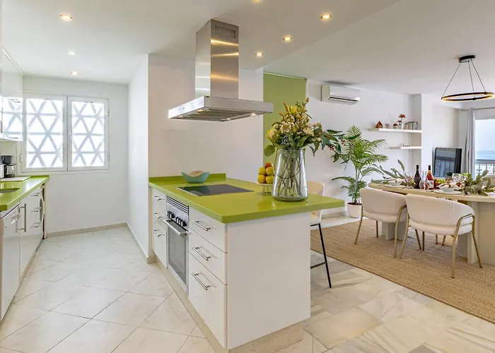 アパート Vacation I Sea Views, 24-7 Security, Parking, Walk To Everything In Luxurious Puerto Banus