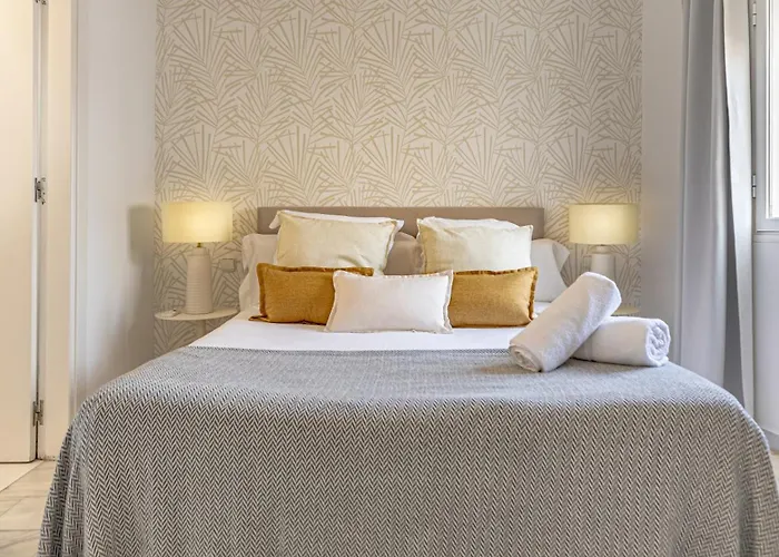 Appartamento Vacation I Sea Views, 24-7 Security, Parking, Walk To Everything In Luxurious Puerto Banus *